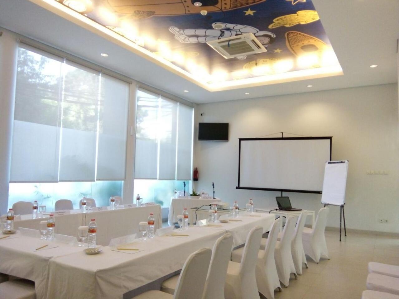 Everyday Smart Mayestik 2* Jakarta