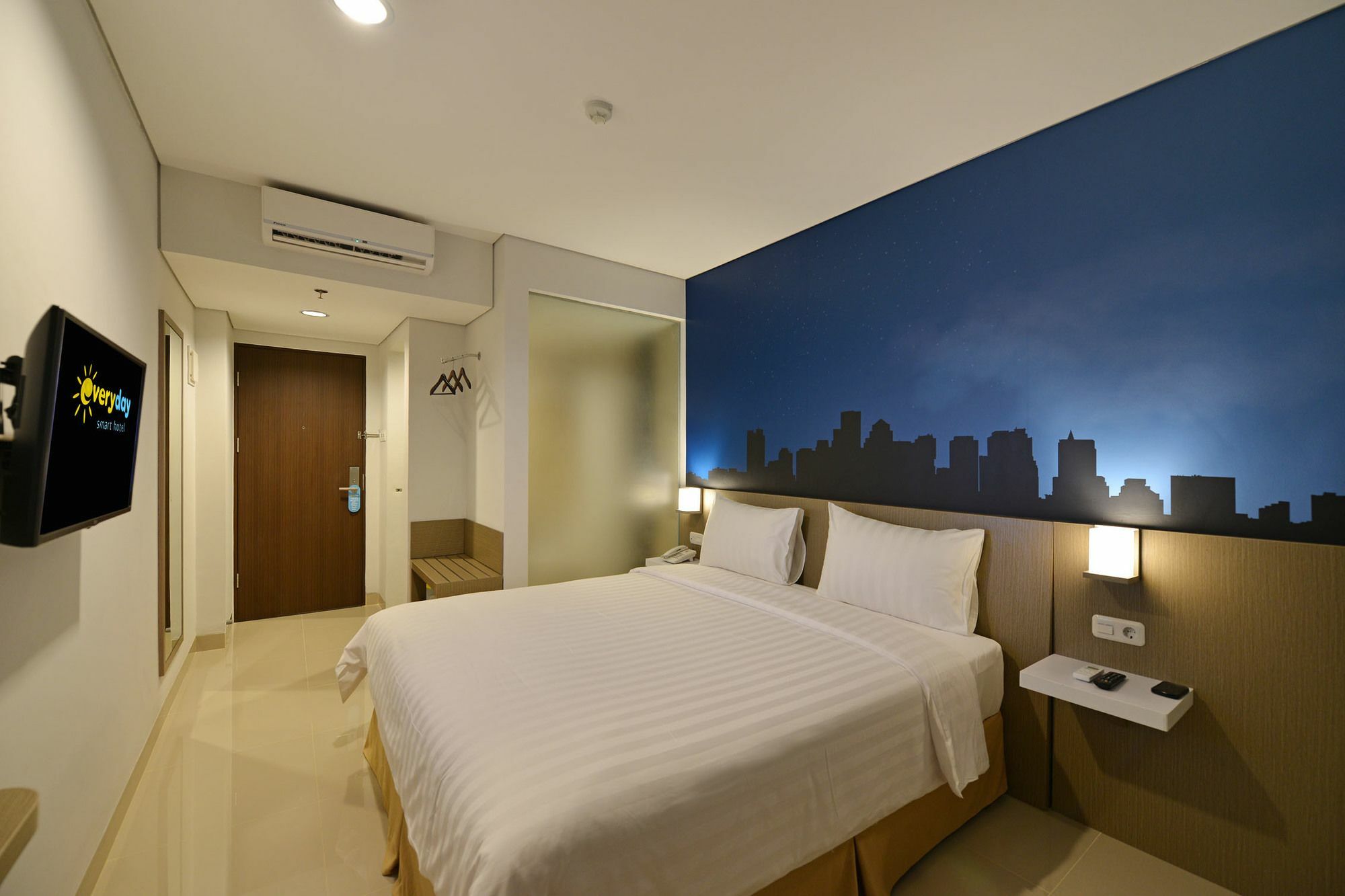 Everyday Smart Mayestik Jakarta